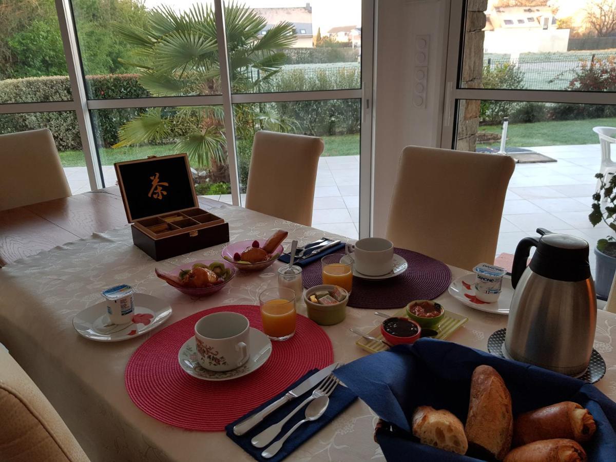 Chez Mt Et Jr Panzió Vannes Kültér fotó